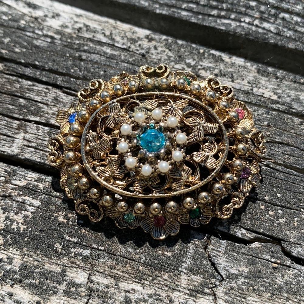 Vintage Style 1928 Brooch
